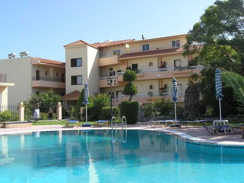 Lyristis Dinos Studios & Apartments Фалираки Екстериор снимка