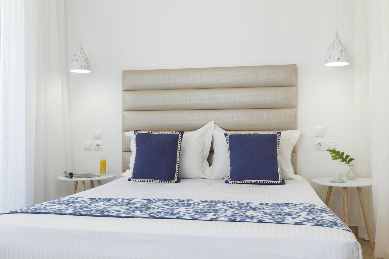 Lyristis Dinos Studios & Apartments Фалираки Екстериор снимка